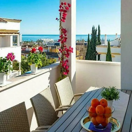公寓 ✰ Luxurious 5 Bedroom Penthouse. Sea Views. Hot Tub. Bbq. Golden Mile 马尔韦利亚